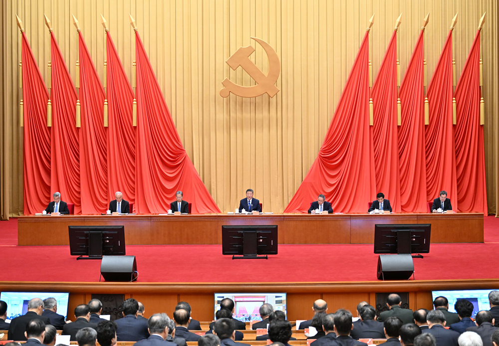 1月6日,中国共产党第二十届中央纪律检查委员会第四次全体会议在北京开幕。中共中央政治局常委、中央纪律检查委员会书记李希代表中央纪律检查委员会常务委员会作题为《深入推进党风廉政建设和反腐败斗争,以全面从严治党新成效为推进中国式现代化提供坚强保障》的工作报告。 新华社记者 岳月伟 摄